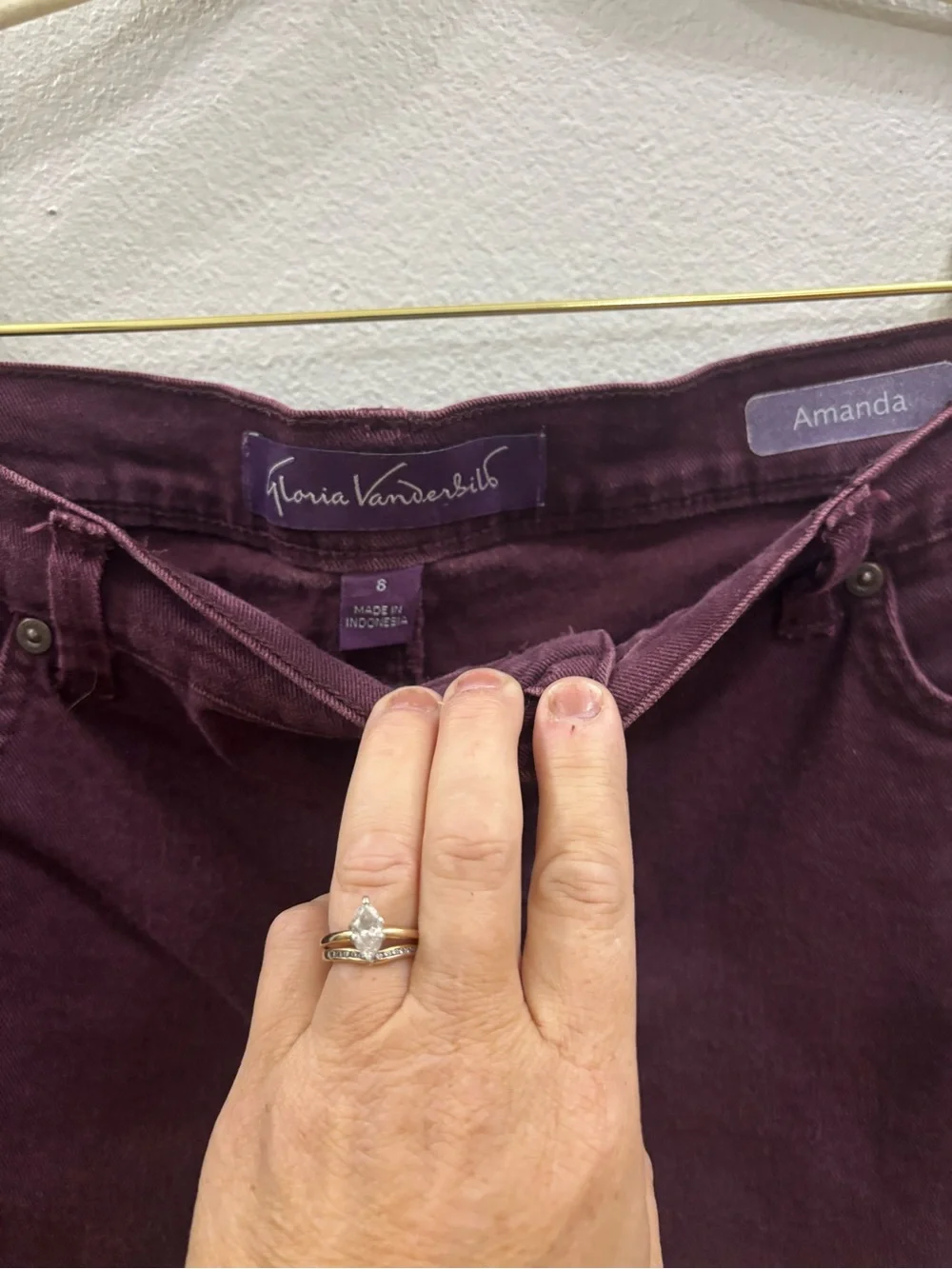 Gloria Vanderbilt Straight-Leg Jeans in Deep Plum
